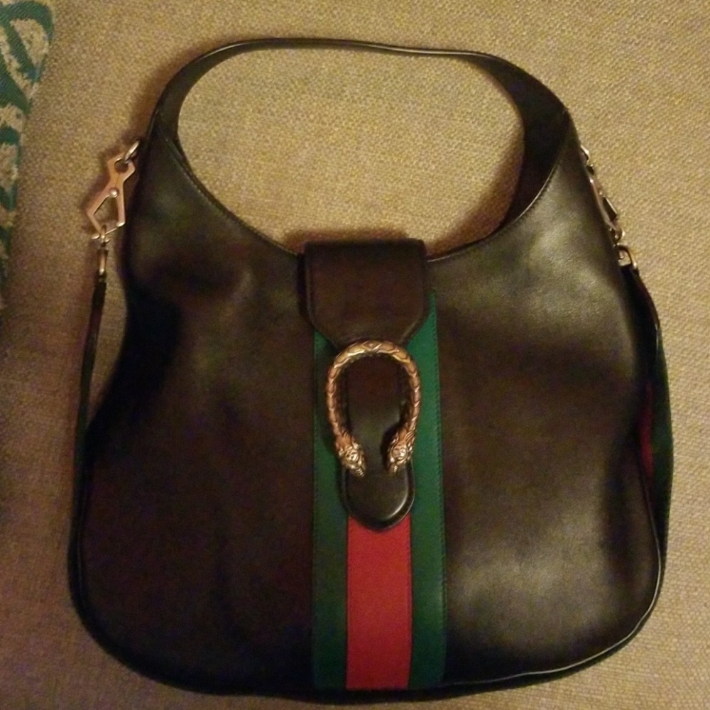 Gucci pocket book